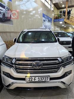 تويوتا لاندكروزر